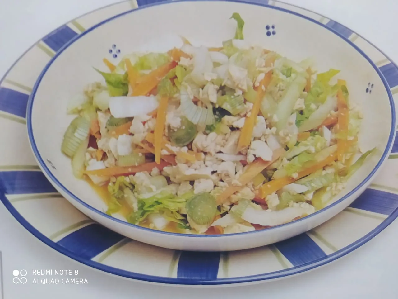 Ensalada de tofu