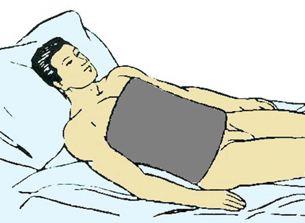 Cataplasma de barro en el abdomen
